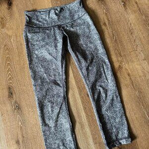 Lululemon Gray Wunder Under High Rise Size 4